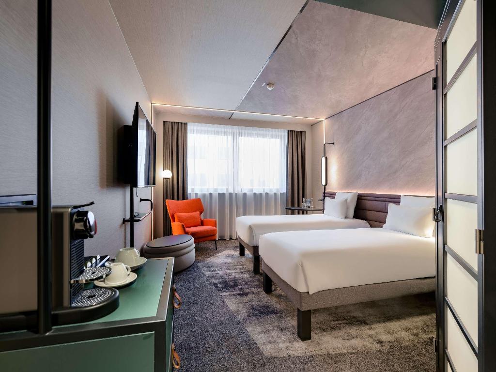 hotel-thumb
