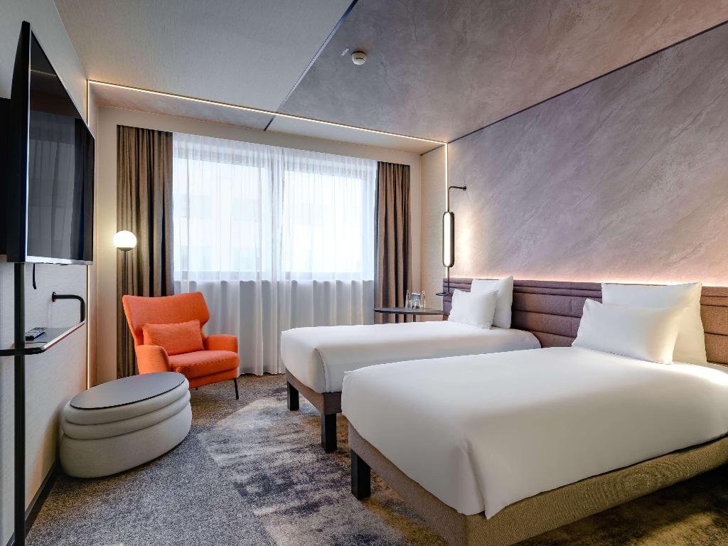 hotel-thumb