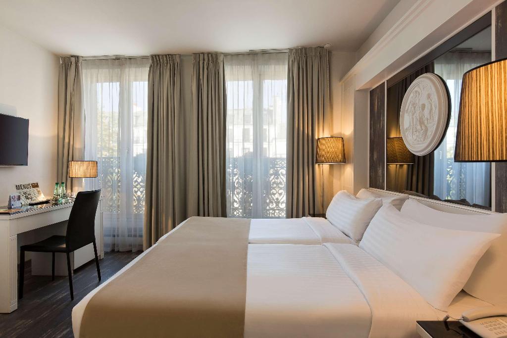 hotel-thumb