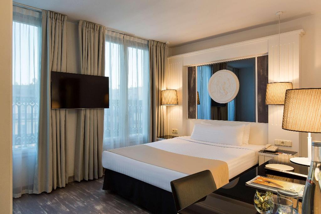 hotel-thumb