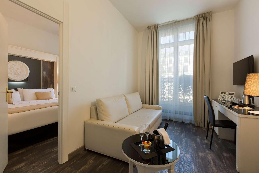 hotel-thumb