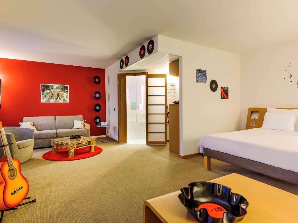 hotel-thumb