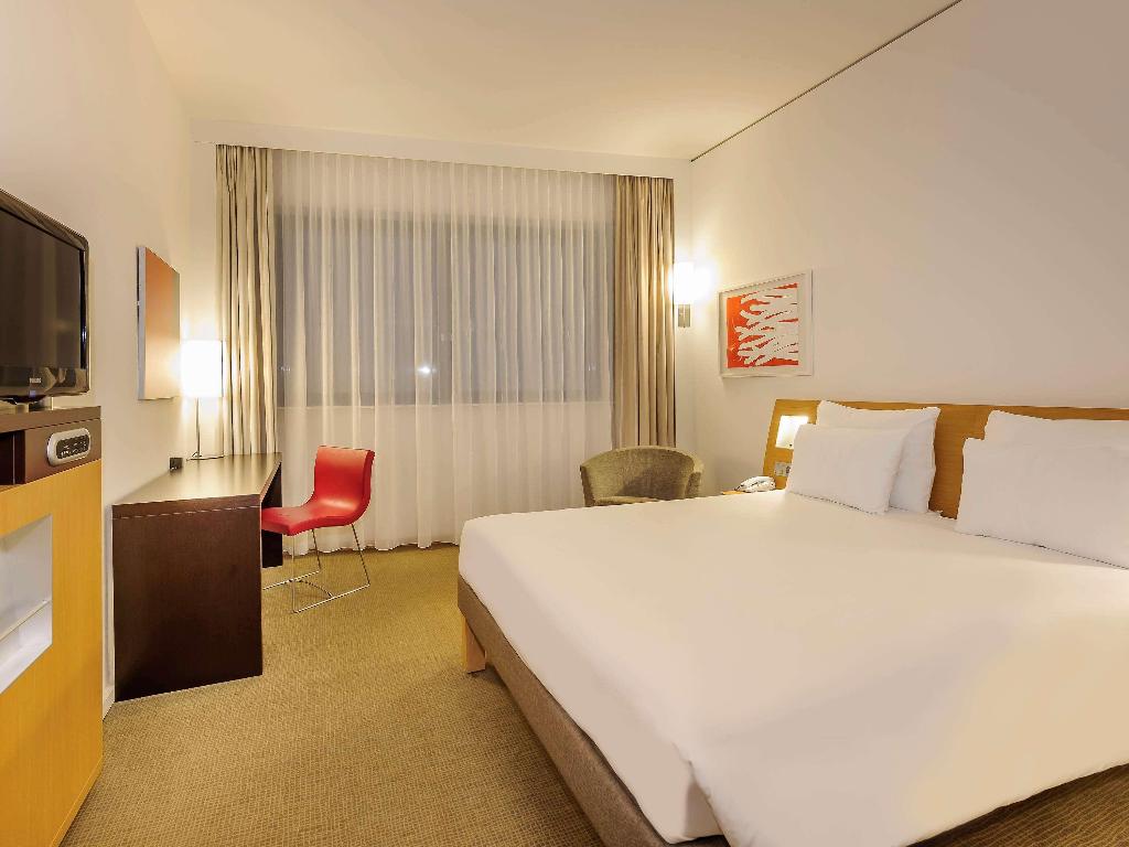 hotel-thumb