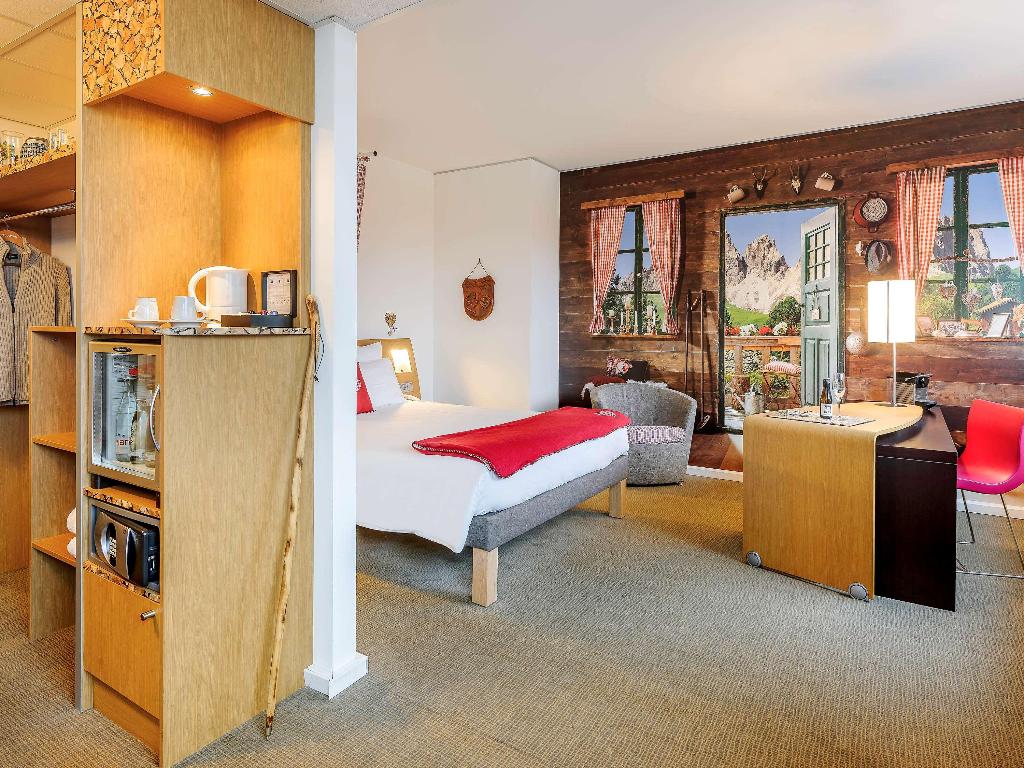 hotel-thumb