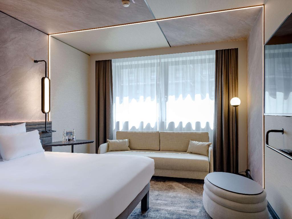 hotel-thumb