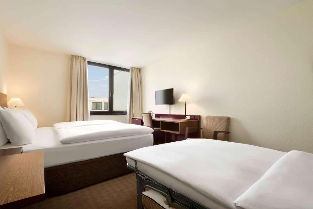 Ramada By Wyndham Nuernberg Parkhotel
