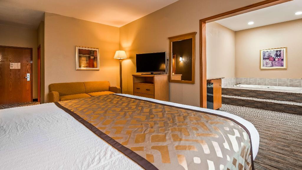 Best Western Locust Grove Inn & Suites