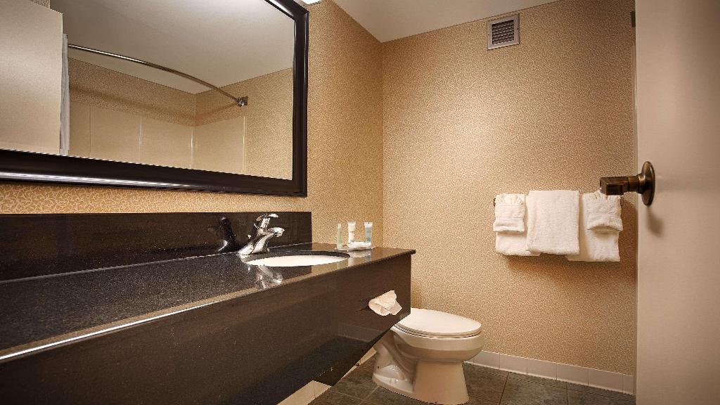 Best Western Staunton Inn