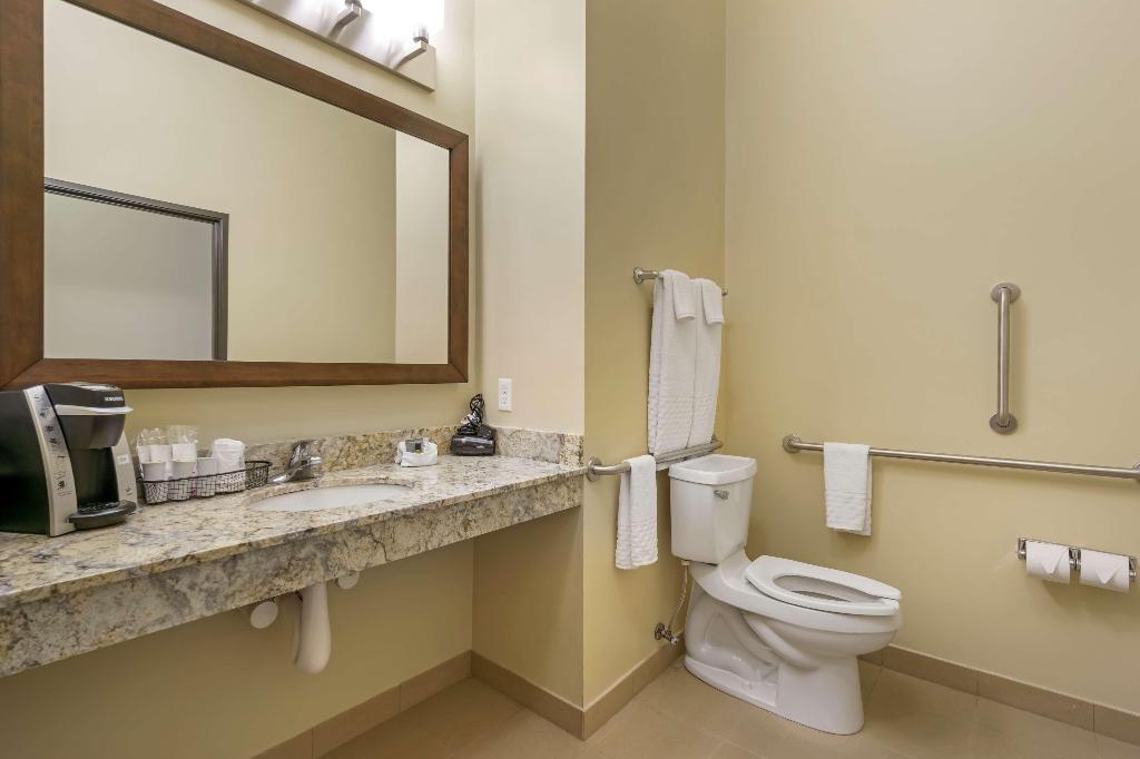 Best Western Plus Lacey Inn & Suites