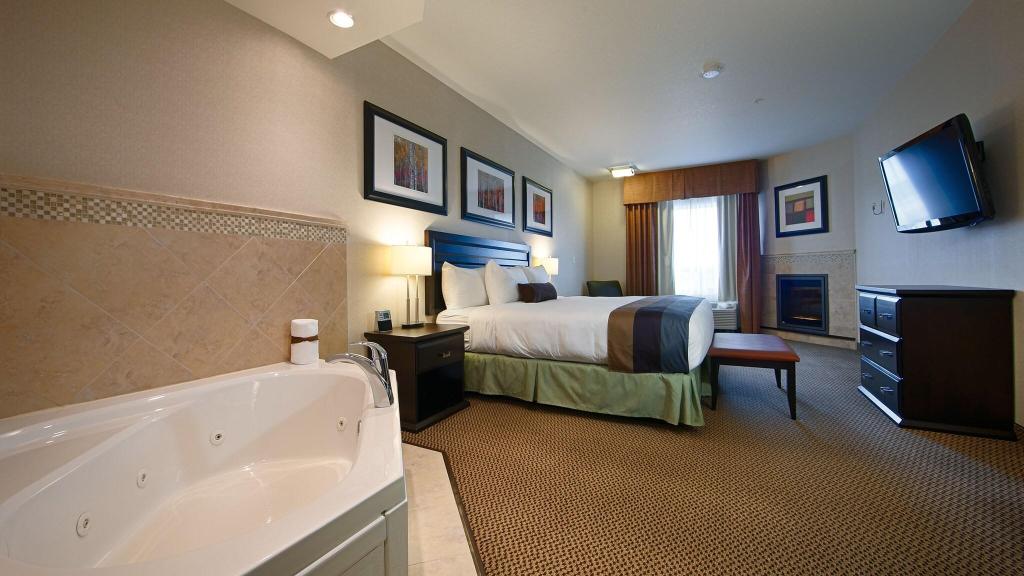 Best Western Wainwright Inn & Suites