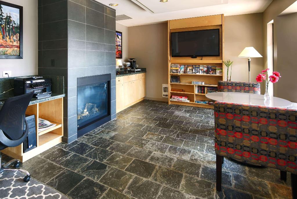 Travelodge By Wyndham Abbotsford Bakerview