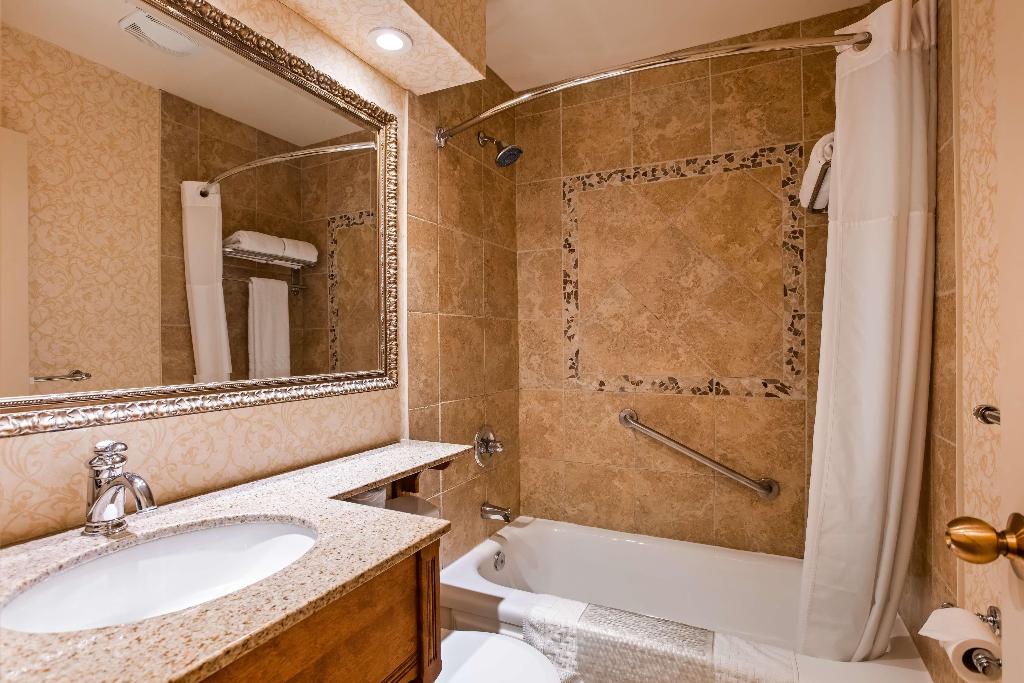 Best Western Parkway Inn & Conference Centre