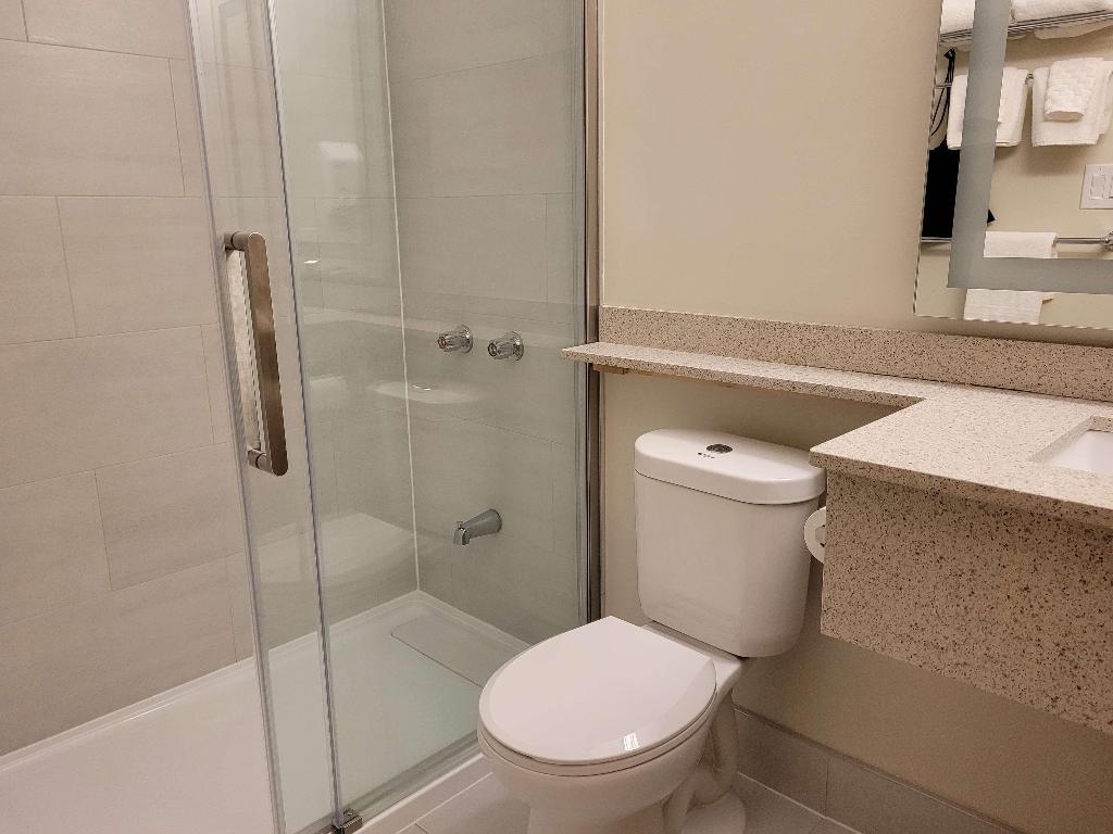 SureStay Plus Hotel by Best Western Kincardine photo 161