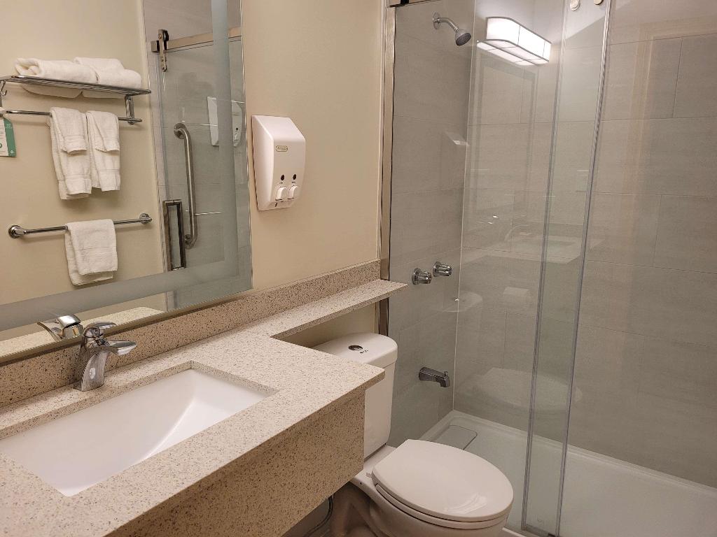 SureStay Plus Hotel by Best Western Kincardine photo 163