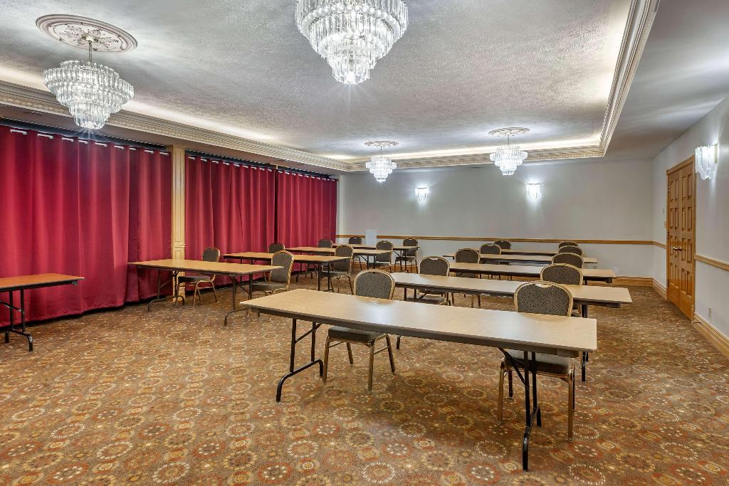 SureStay Plus Hotel by Best Western Kincardine photo 125