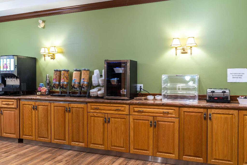 SureStay Plus Hotel by Best Western Kincardine photo 65