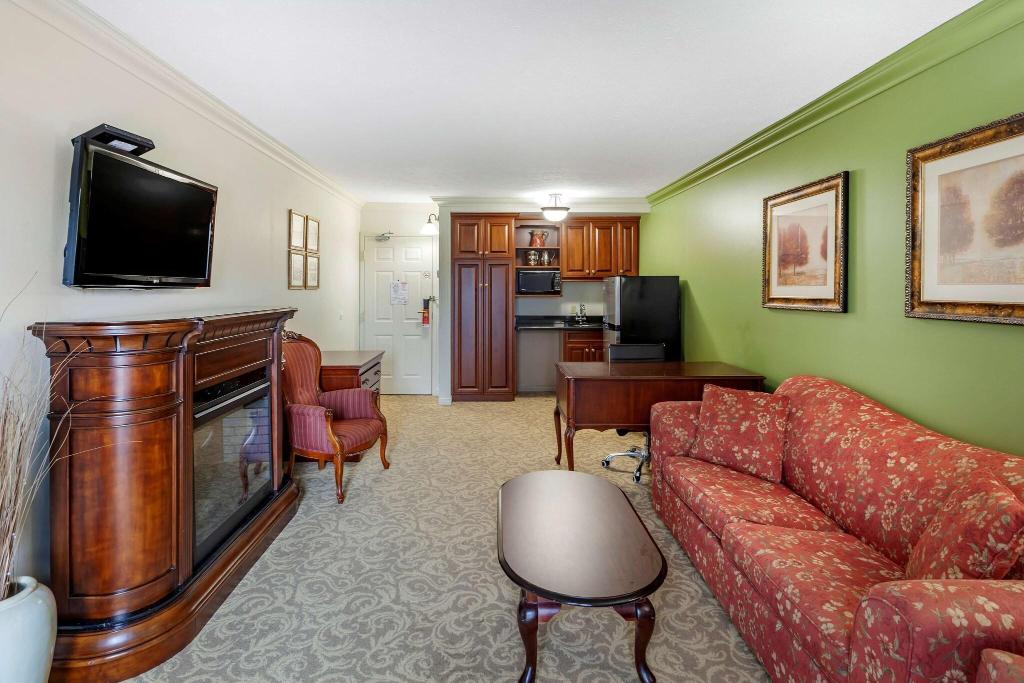 SureStay Plus Hotel by Best Western Kincardine photo 83