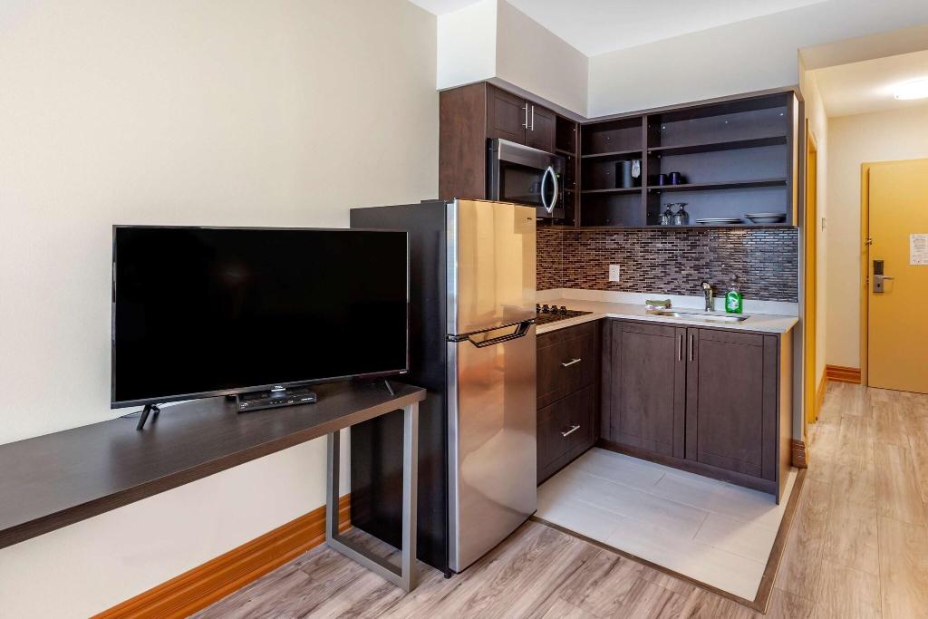 SureStay Plus Hotel by Best Western Kincardine photo 28