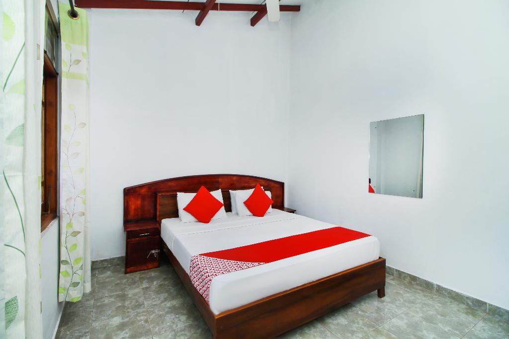 Green View Hotel