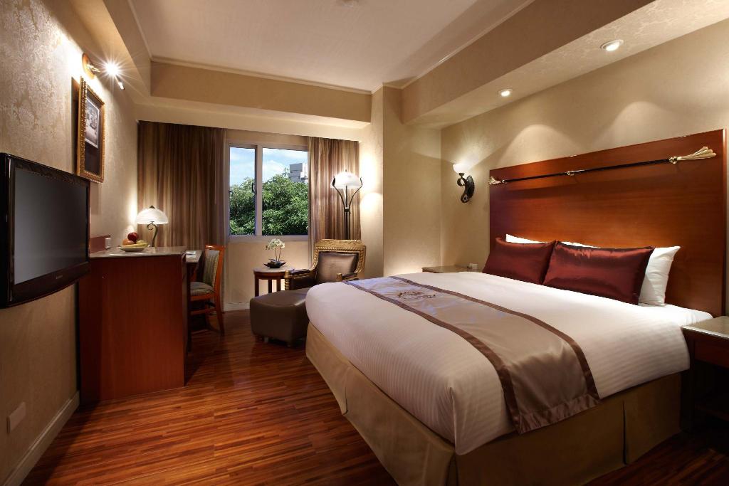 Hualien Charming City Hotel