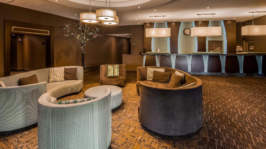 Best Western Plus Guildwood Inn