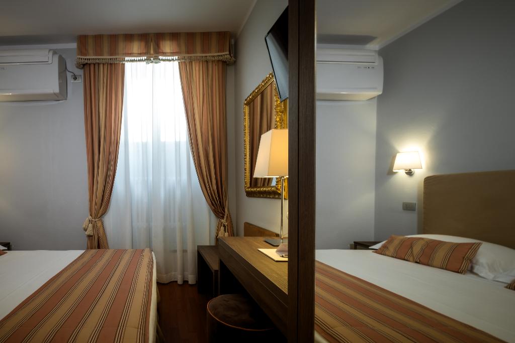 Hotel Bosone Palace