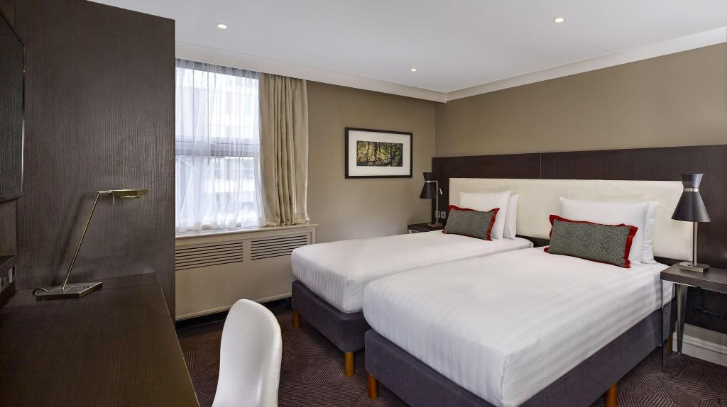 DoubleTree by Hilton London Ealing