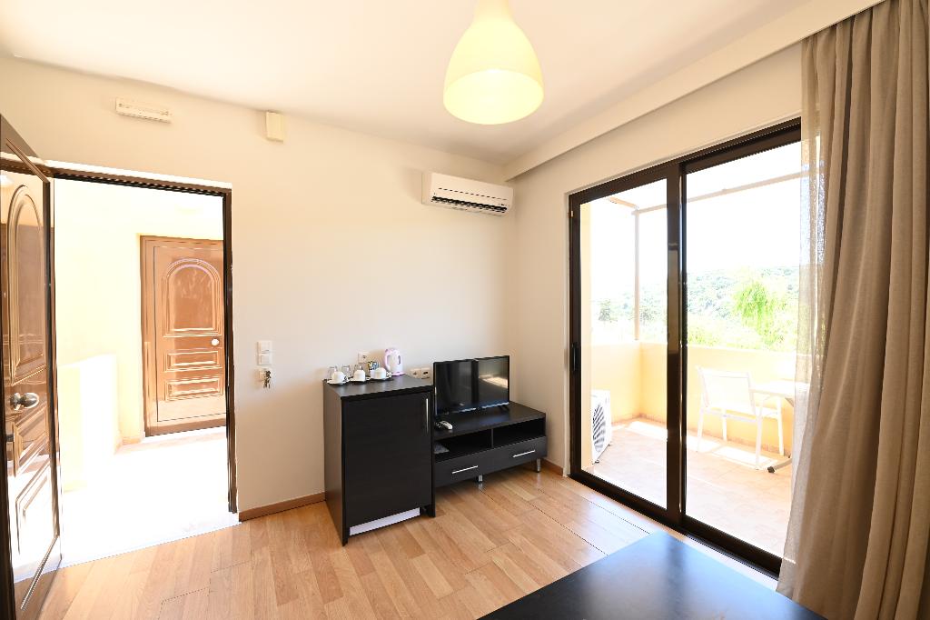 RG Village Crete
