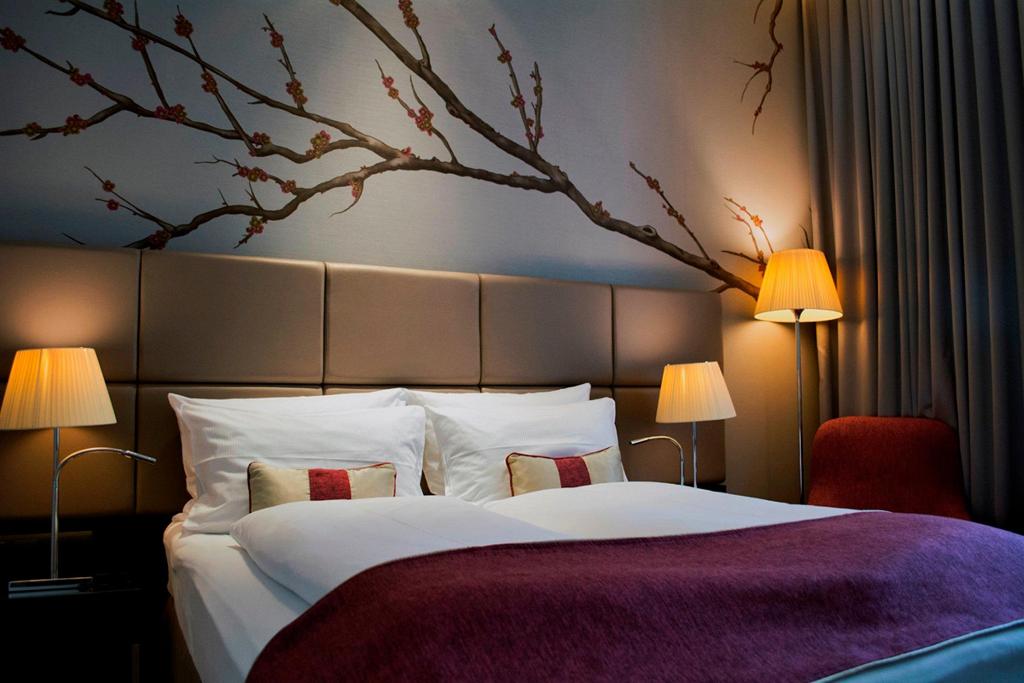 The Posthouse Berlin – Leonardo Limited Edition