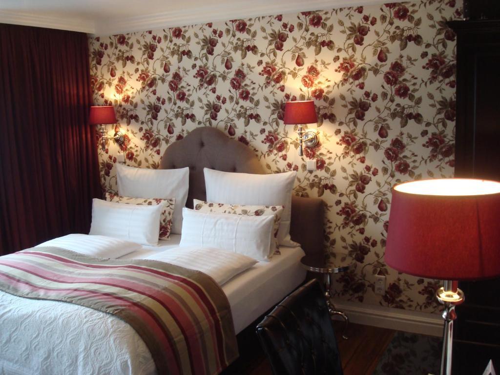 hotel-thumb