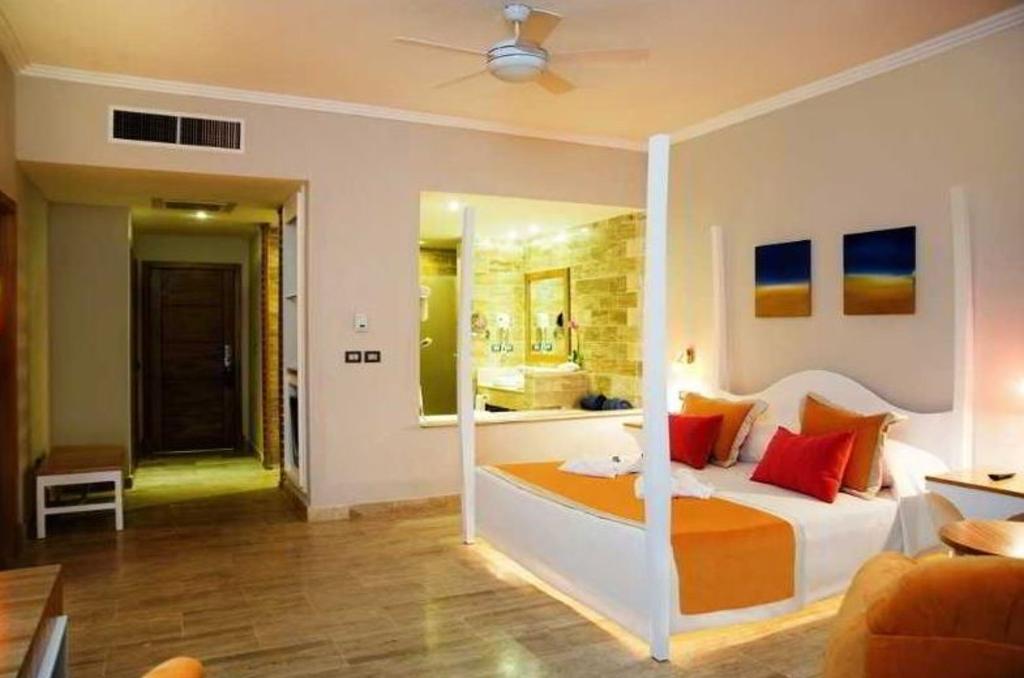 Cofresi Palm Beach & Spa Resort