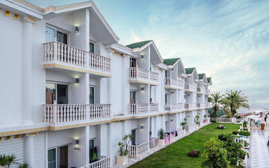 Onkel Resort 4*