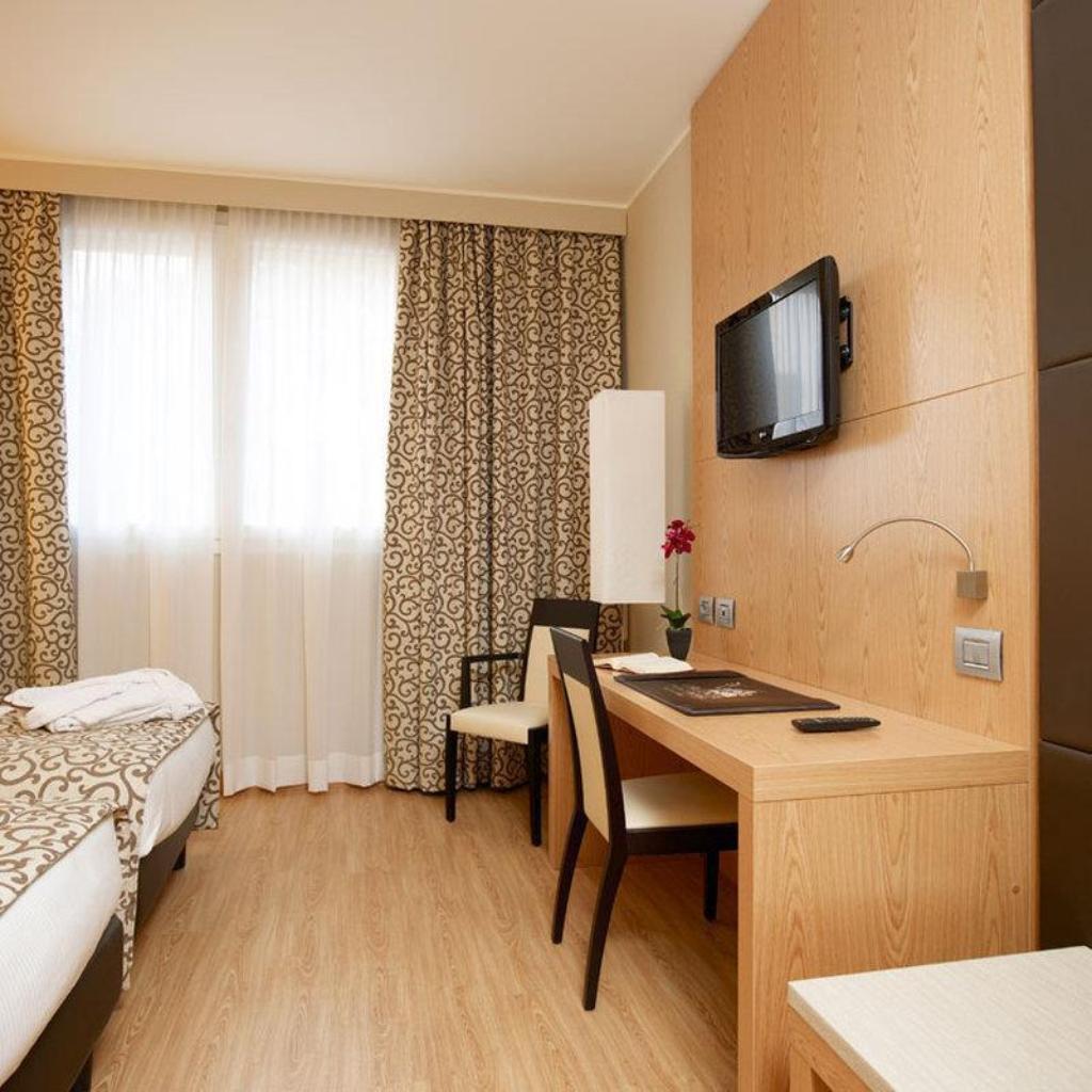 Hotel Virginia Palace, Italien, Garbagnate Milanese. Großes 2