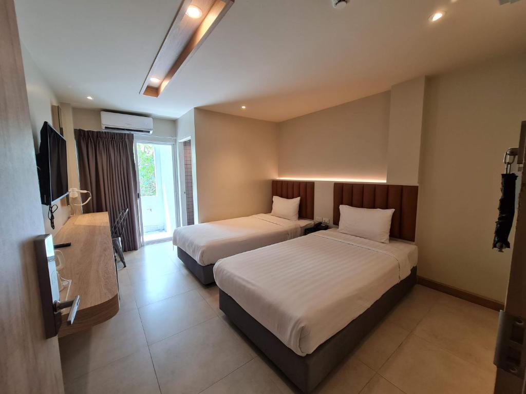 The Phoenix Hotel Bangkok