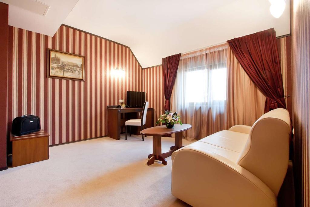 Best Western Plus Bristol Hotel