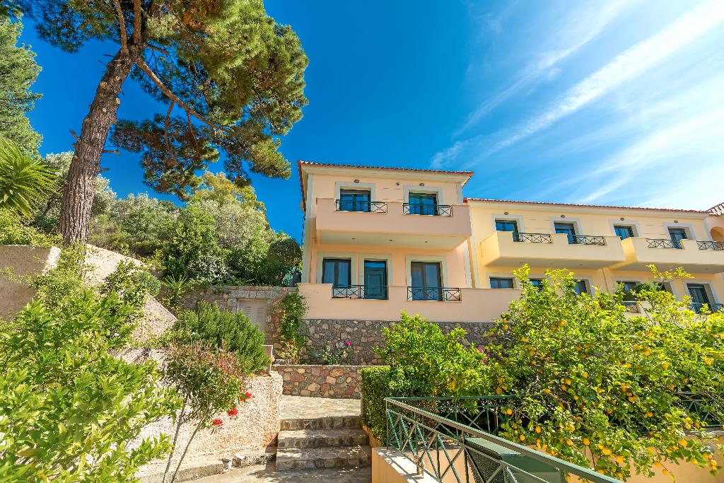 Ai Yannis Suites And Appartements Hotel