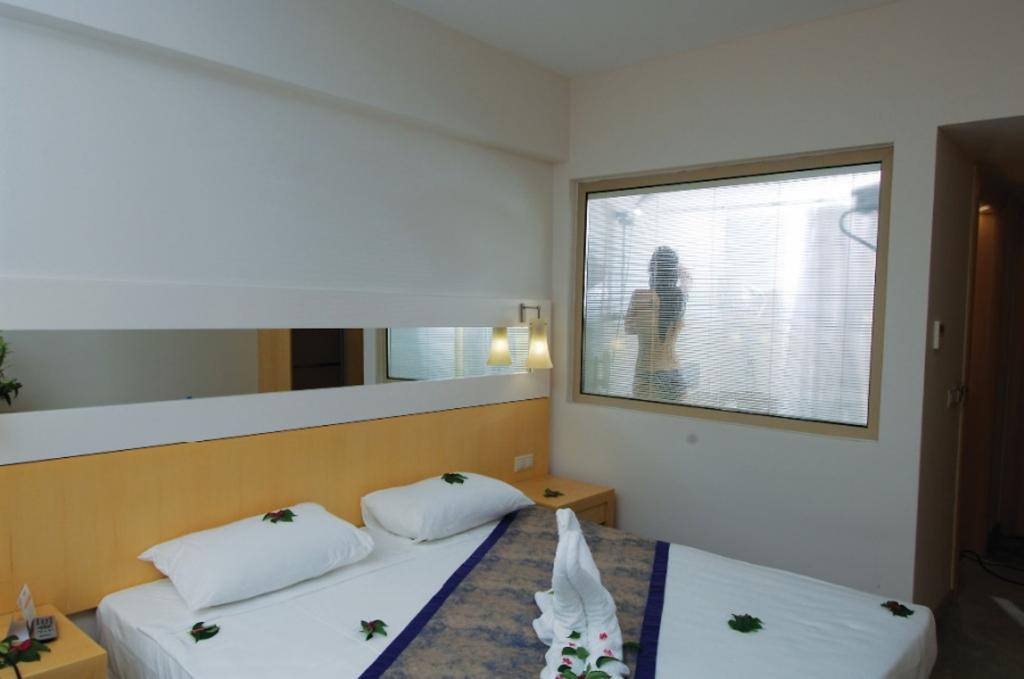 Lycus Beach Hotel