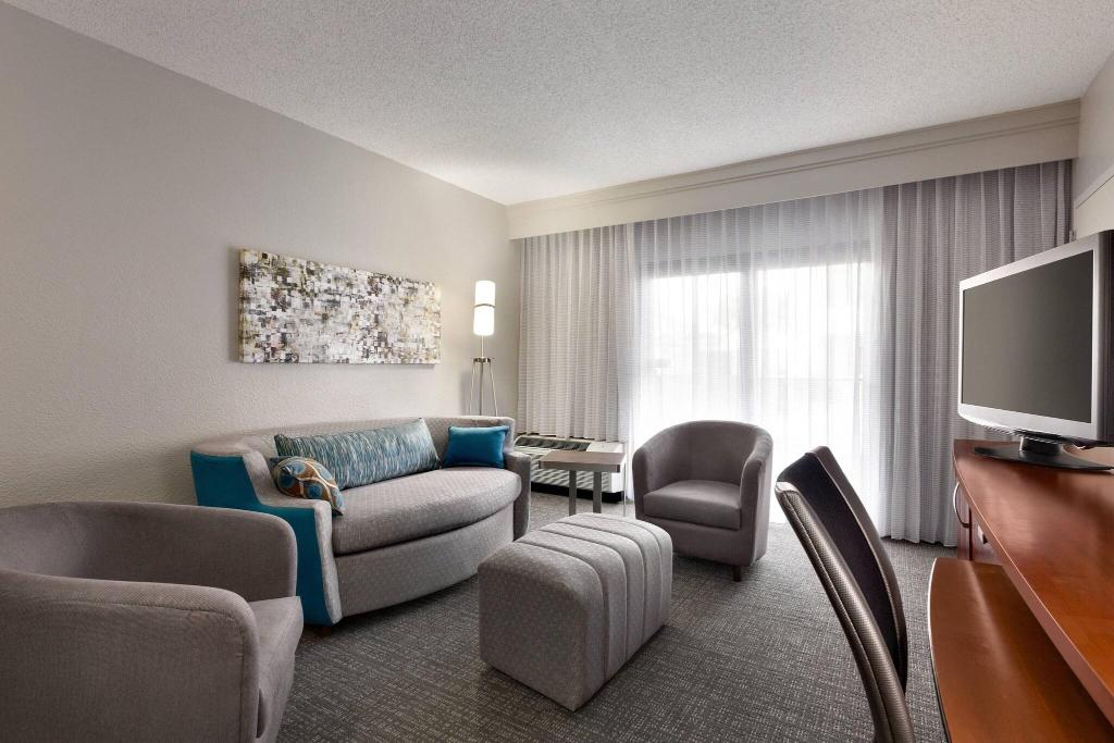 Courtyard Fort Myers Cape Coral