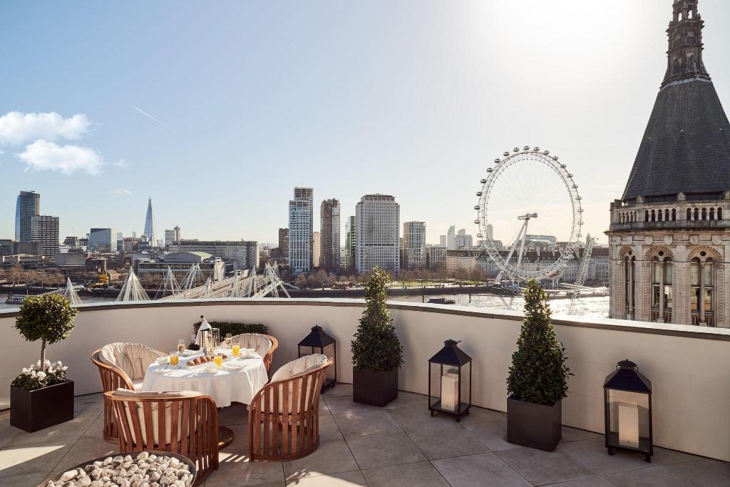 Imagem da galeria de Corinthia London