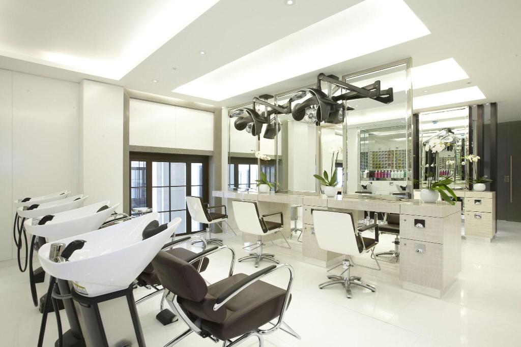 Imagem da galeria de Corinthia London