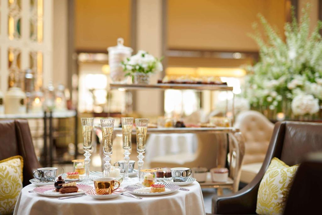 Imagem da galeria de Corinthia London