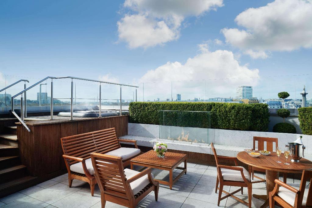 Imagem da galeria de Corinthia London