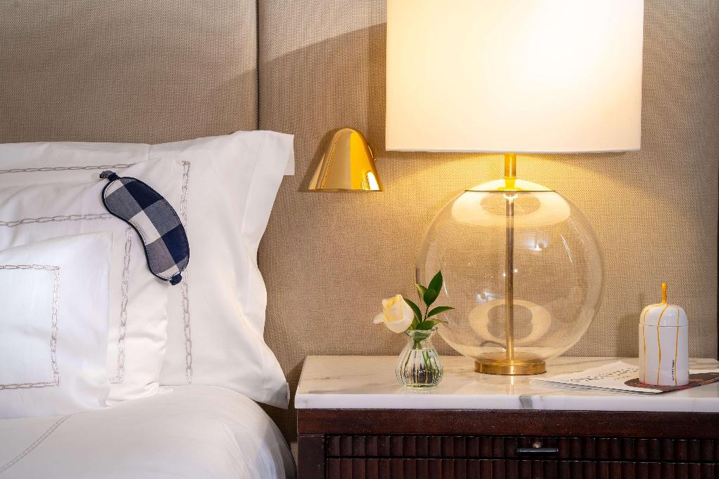 Imagem da galeria de Corinthia London
