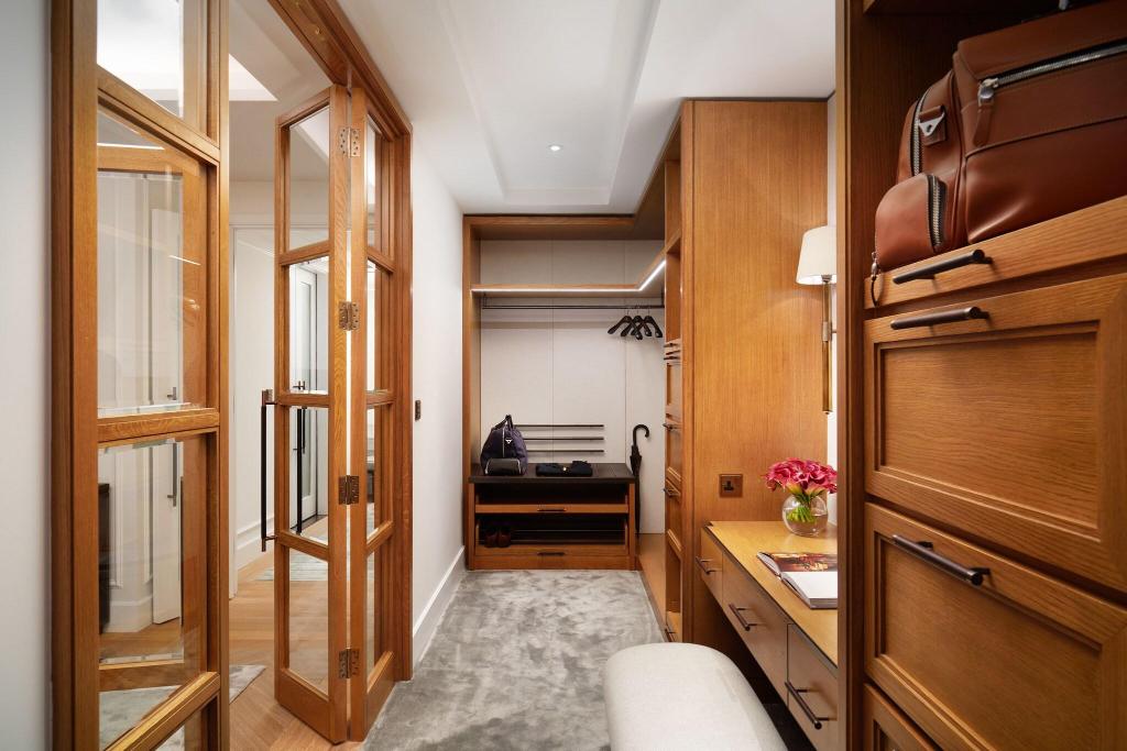 Imagem da galeria de Corinthia London