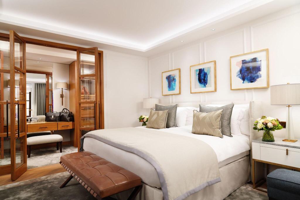 Imagem da galeria de Corinthia London
