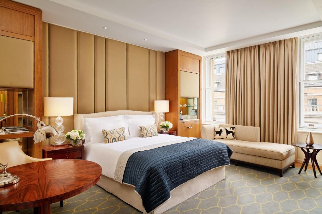Imagem da galeria de Corinthia London
