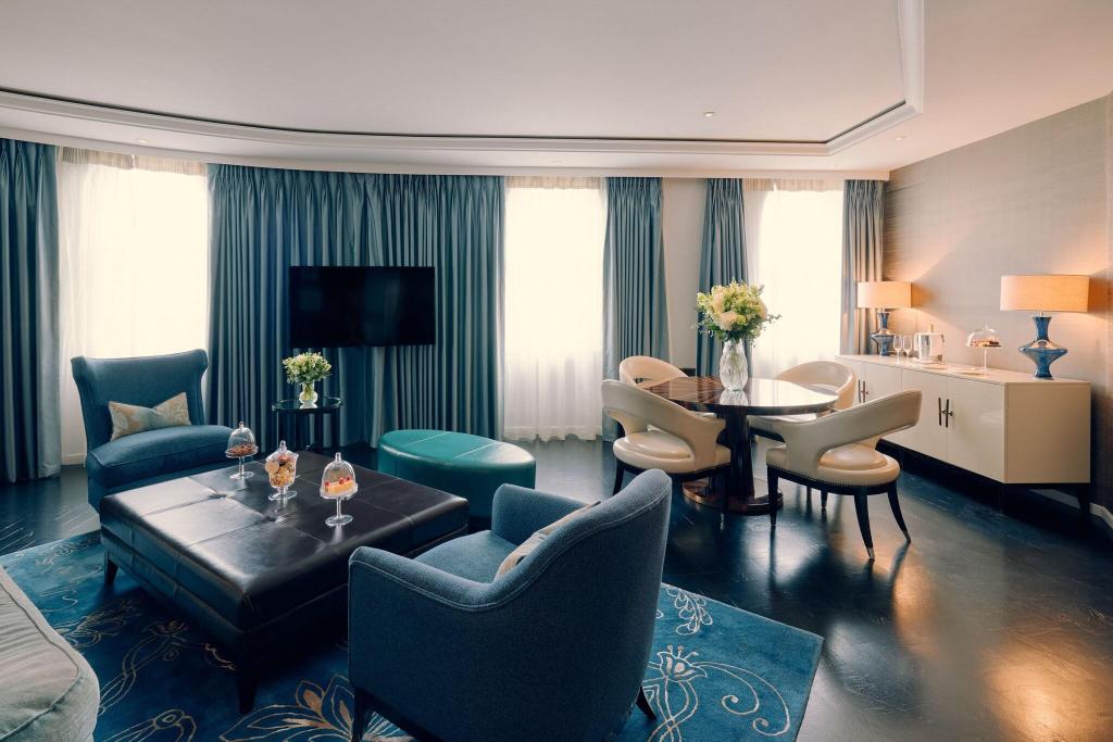 Imagem da galeria de Corinthia London