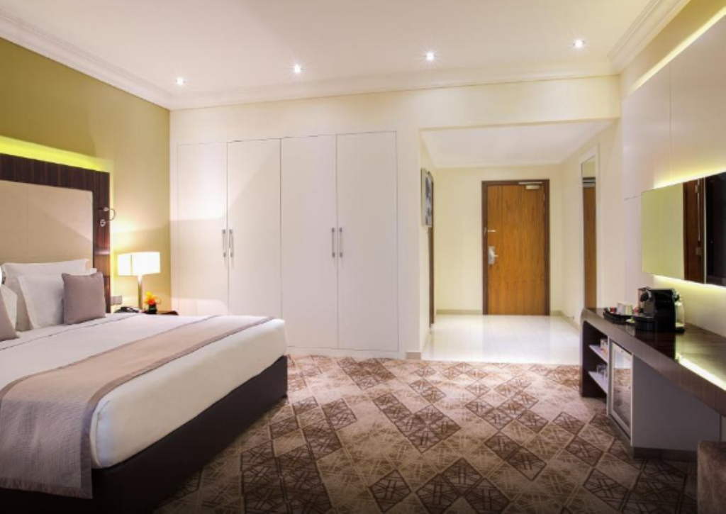 hotel-thumb