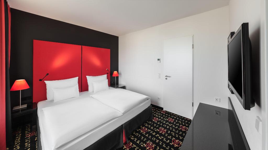 hotel-thumb