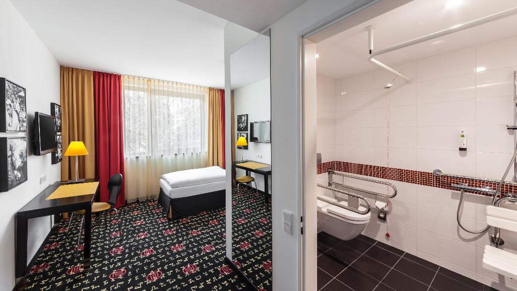 hotel-thumb